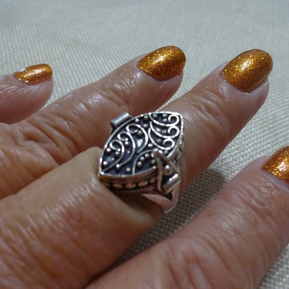 Whimsical MARQUIS Handmade Sterling 925 POISON BOX Ring Size 9,25 #616C - Picture 1 of 4